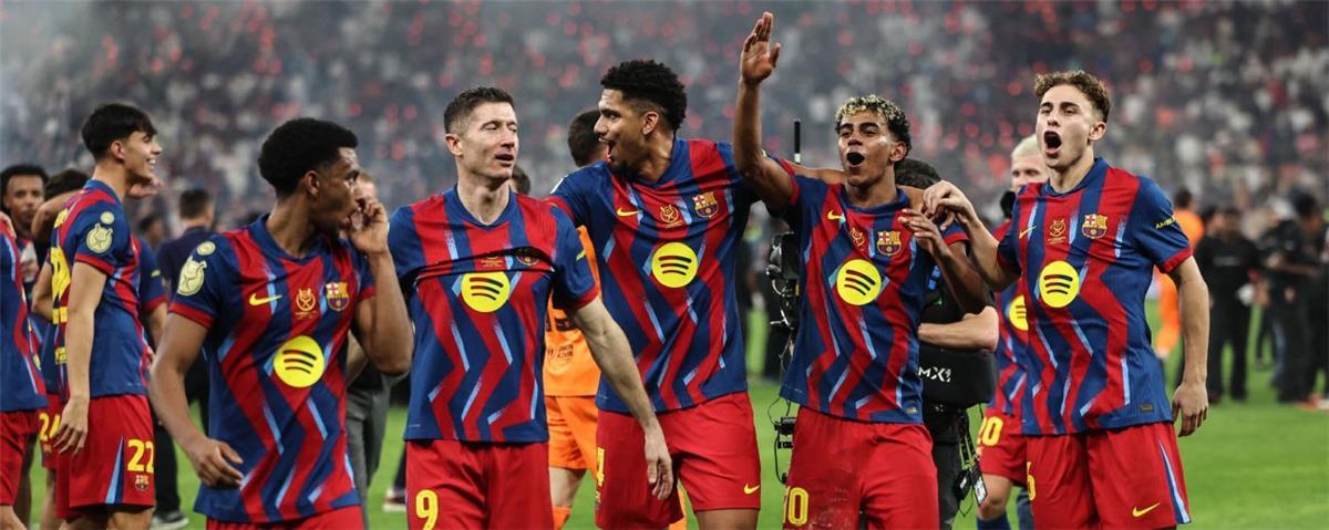 باريس سان جيرمان يقترب من التعاقد مع جوهرة برشلونة