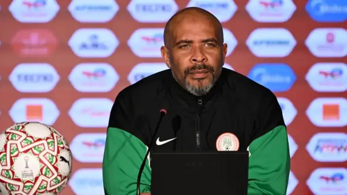 مدرب نيجيريا: كنت سأترك التدريب لو خسرت أمام مصر