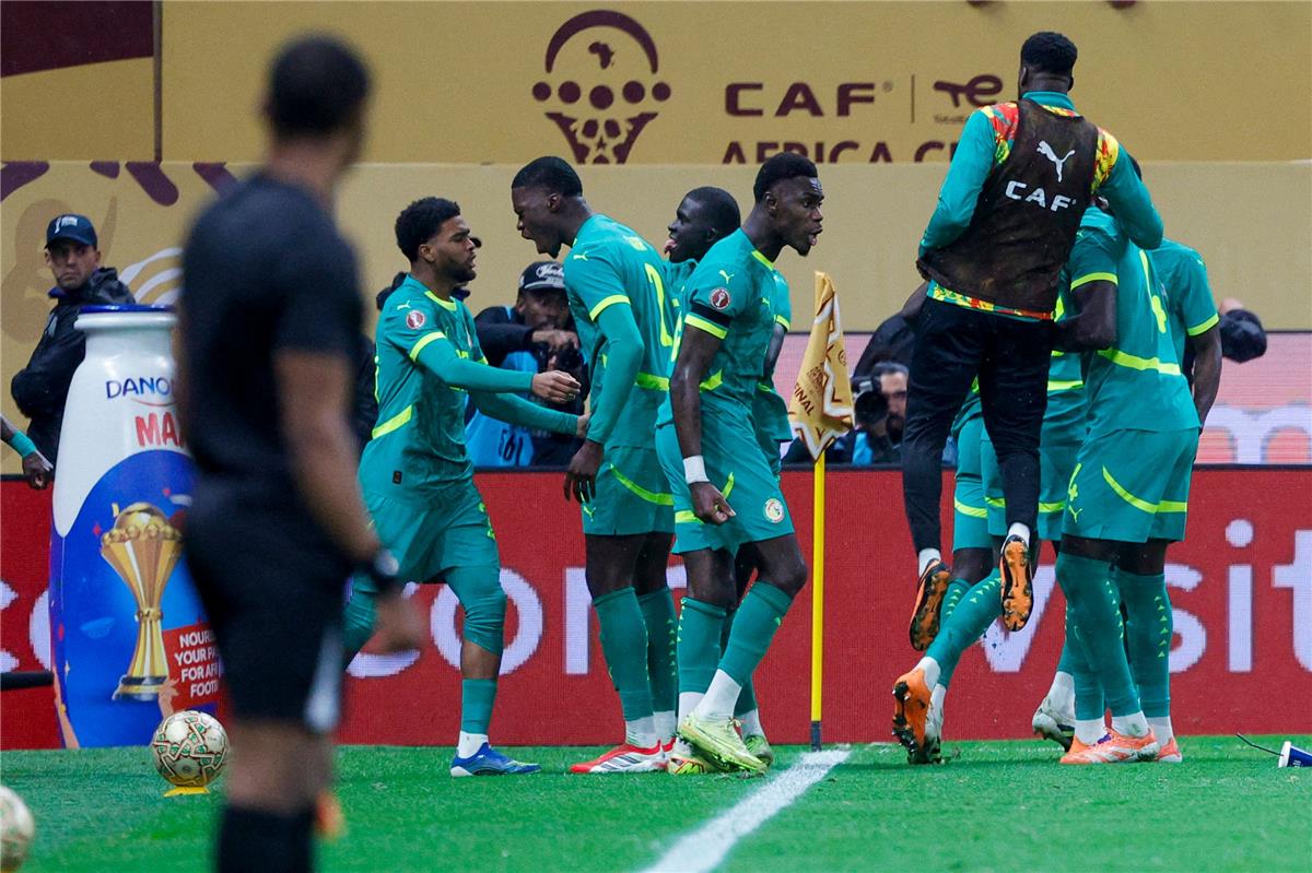 فيديو | سيناريو مجنون في الرباط.. السنغال تصعق المغرب بهدف قاتل وتتوج بلقب كأس أمم إفريقيا