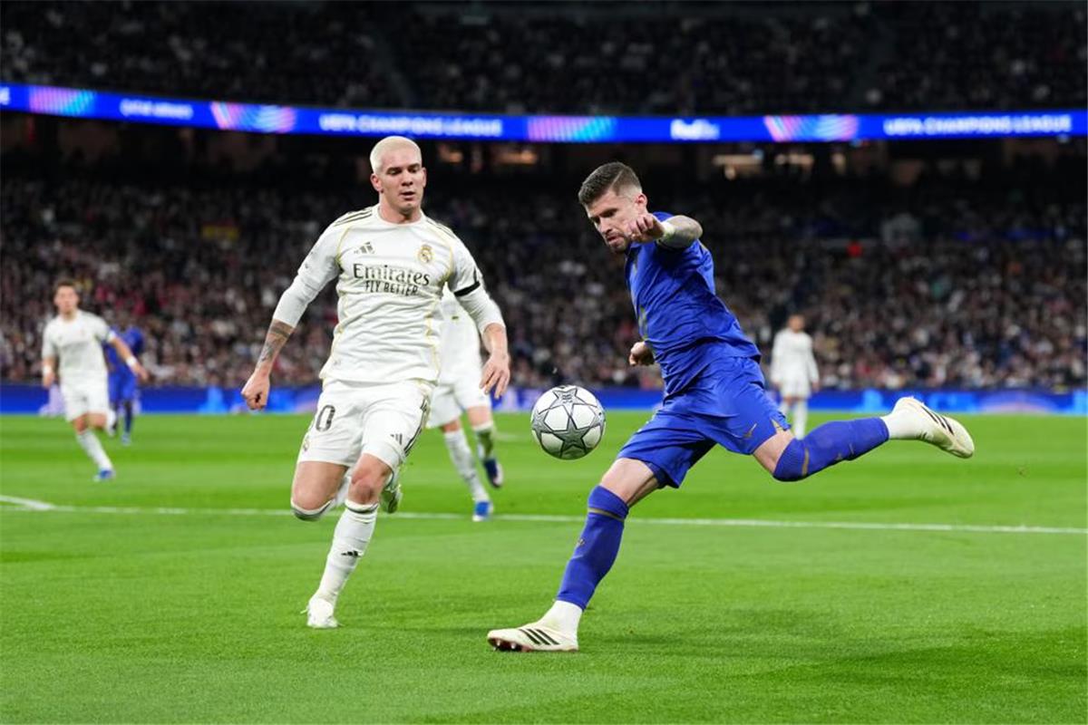 فيديو | ماستانتونو يسجل هدف ريال مدريد الثالث أمام موناكو.. والنيران الصديقة تضيف الرابع