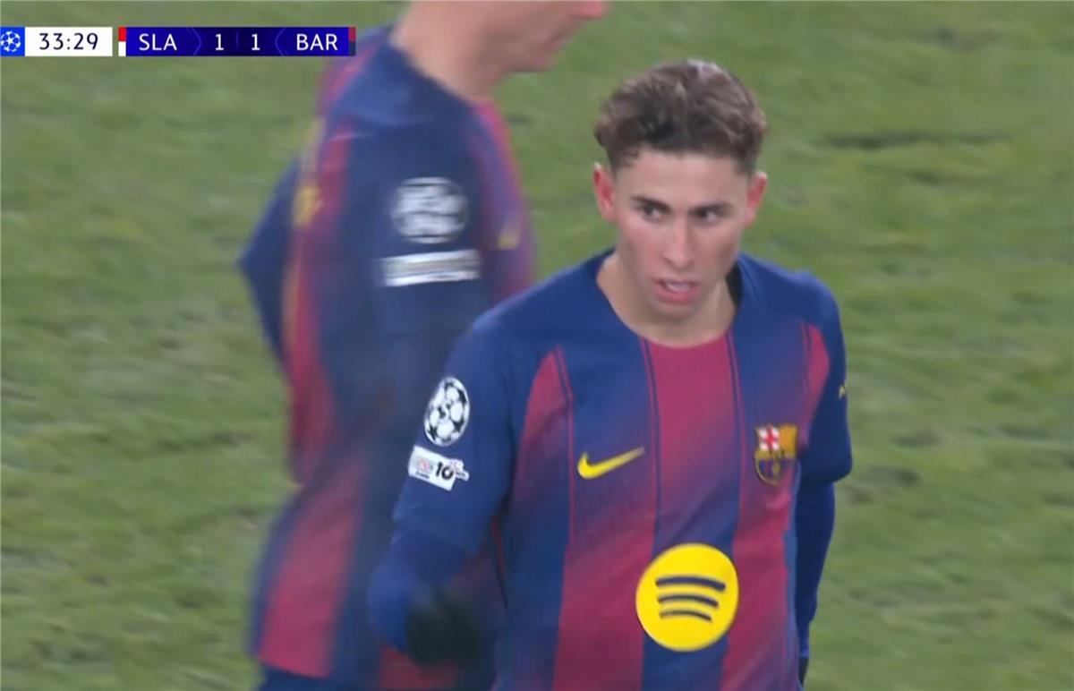 فيديو | فيرمين لوبيز يسجل هدفين ويقلب تأخر برشلونة أمام سلافيا براج