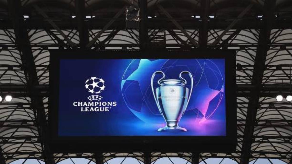 نظام دور الـ16 من دوري أبطال أوروبا 202526