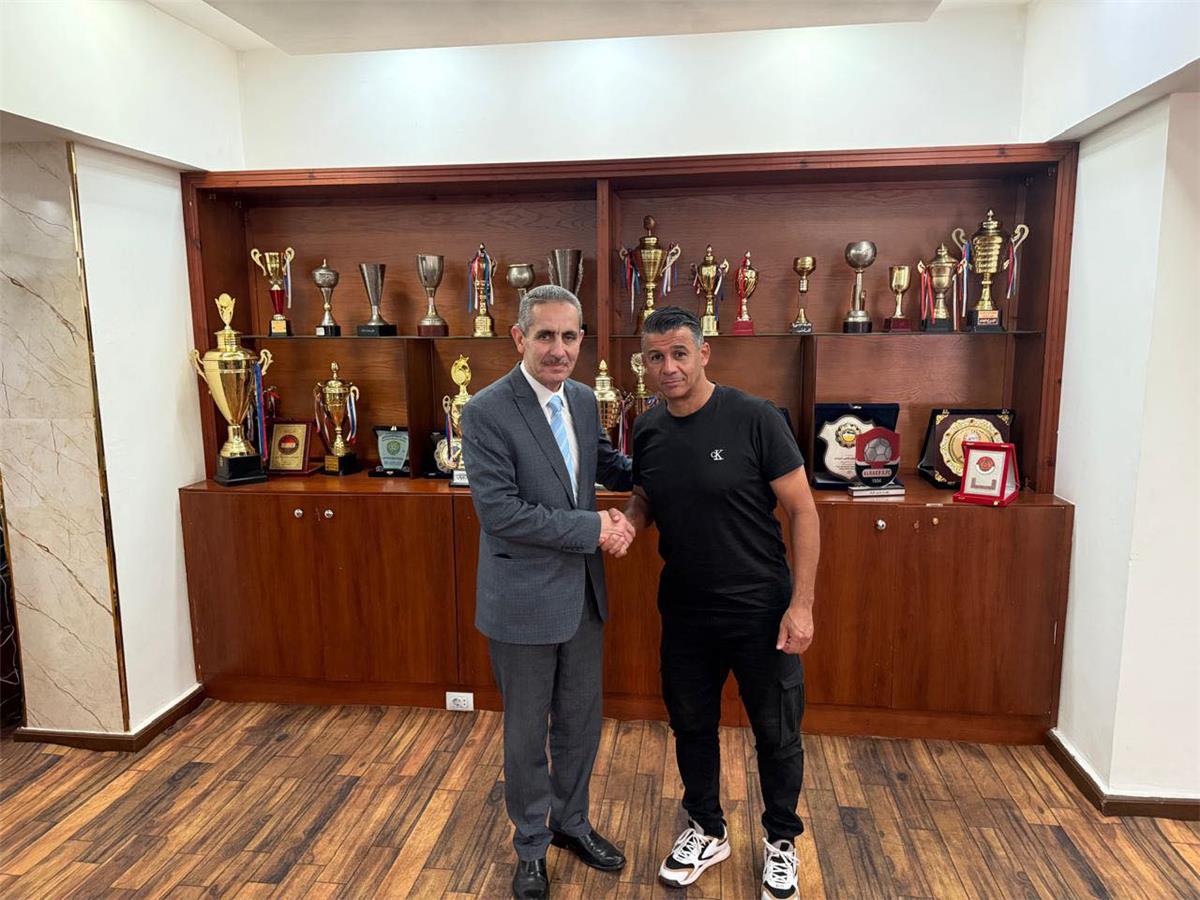 الإسماعيلي يعلن فسخ تعاقده مع مدربه ميلود حمدي