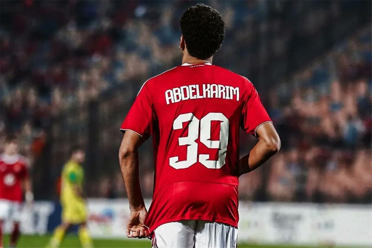 ماذا قالت صحيفة سبورت عن حمزة عبد الكريم بعد اقترابه من برشلونة.. وما علاقة محمد صلاح؟