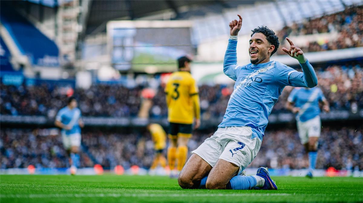 يقظة وتهديد.. شبكة إنجليزية تشيد بأداء عمر مرموش أمام ولفرهامبتون