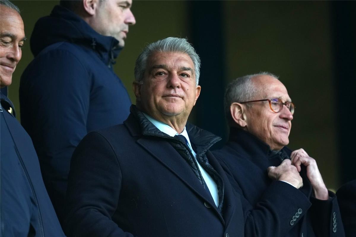 لابورتا يهاجم لاعب برشلونة ويتغزل في لامين يامال بعد الفوز على أوفييدو