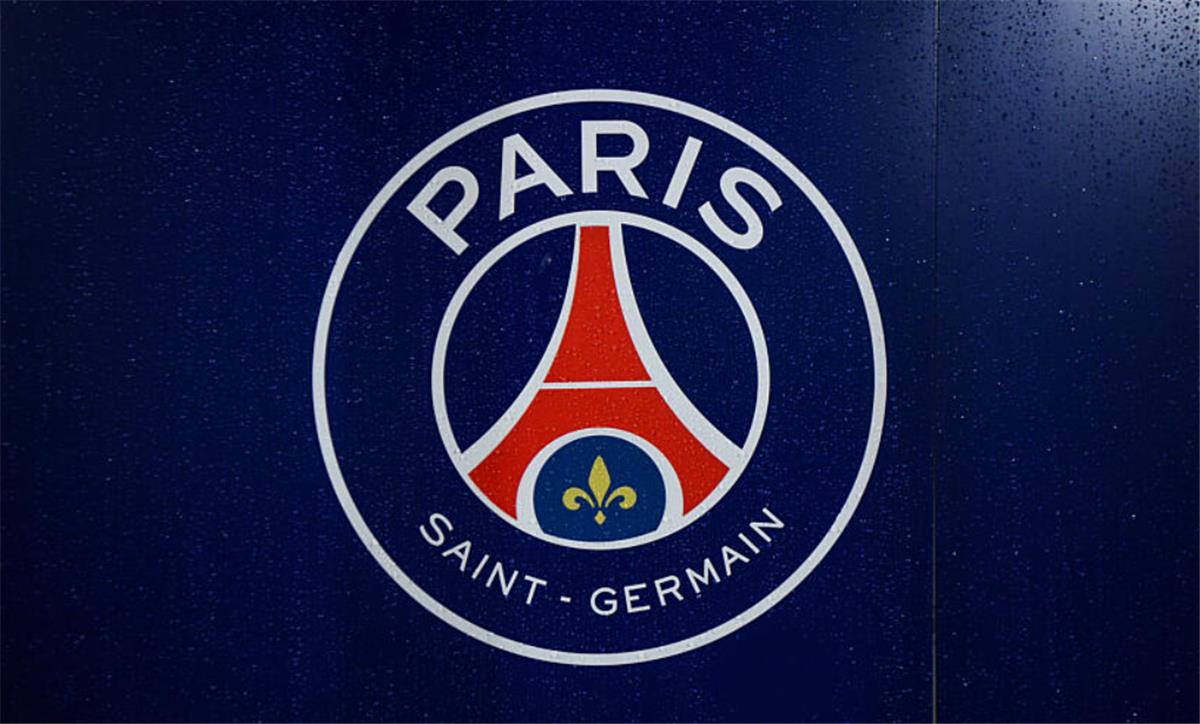 رسميًا | باريس سان جيرمان يعلن ضم لاعب برشلونة