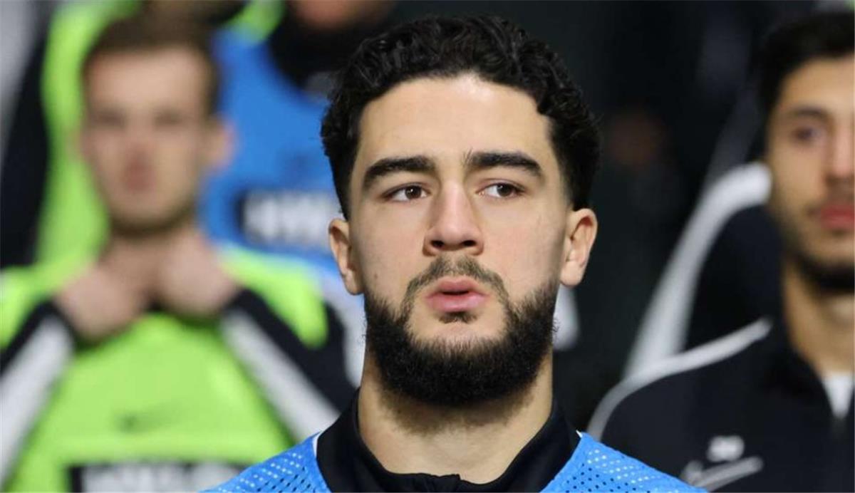 شرط صادم.. والد الفلسطيني محمد محمود يكشف لـبطولات سبب انهيار صفقة انتقال نجله لـ الأهلي