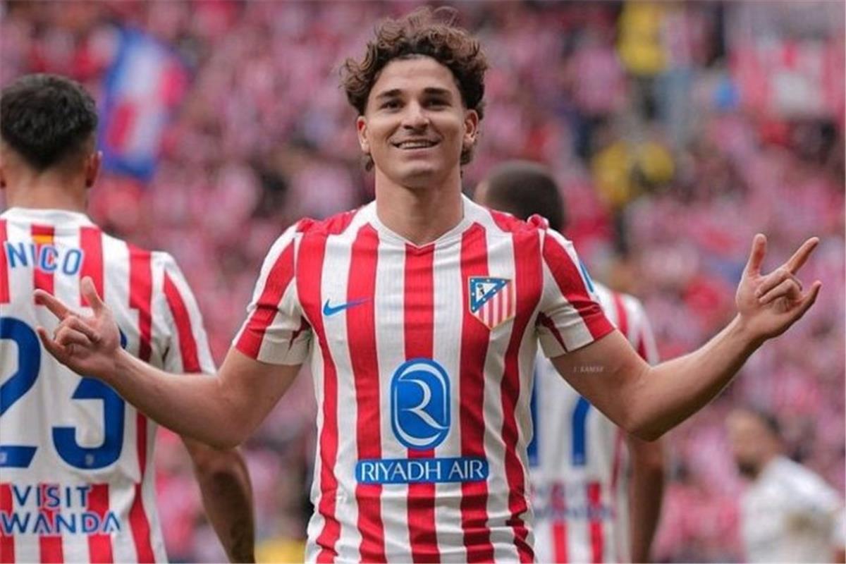 صراع إنجليزي على ضم جوليان ألفاريز من أتلتيكو مدريد