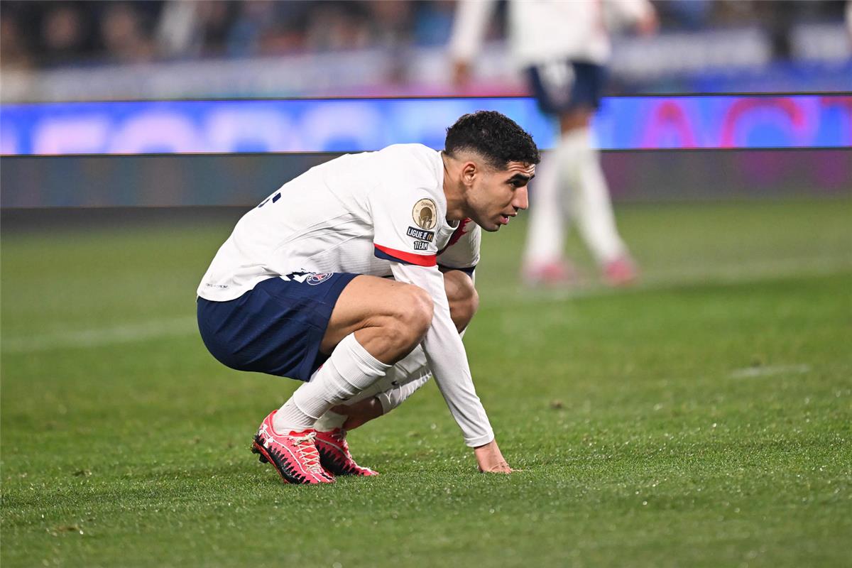 فيديو | في ليلة طرد أشرف حكيمي.. باريس سان جيرمان يتخطى ستراسبورج بصعوبة بـ الدوري الفرنسي