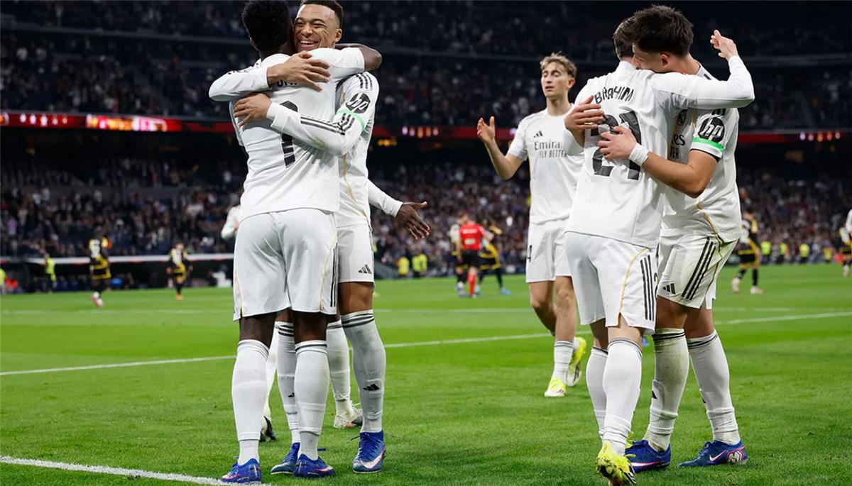 ريال مدريد يرفض رحيل لاعبه للدوري الإنجليزي قبل نهاية انتقالات الشتاء