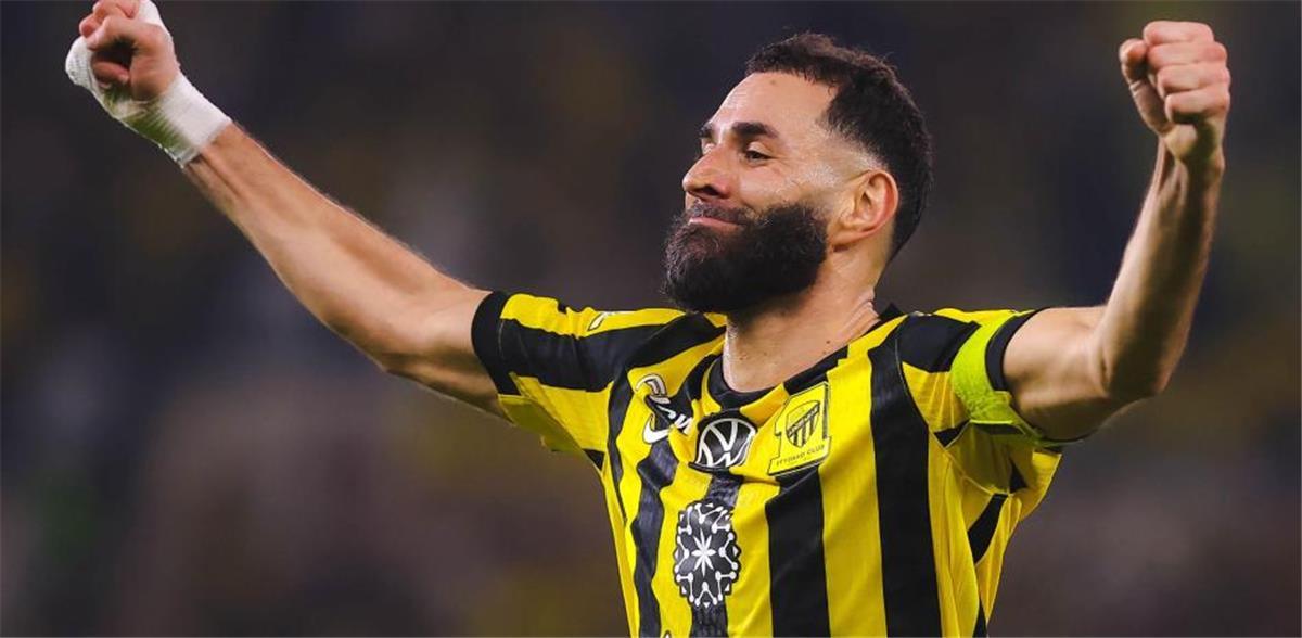 تقارير تكشف مفاجآة مدوية بشأن مصير كريم بنزيما مع اتحاد جدة 