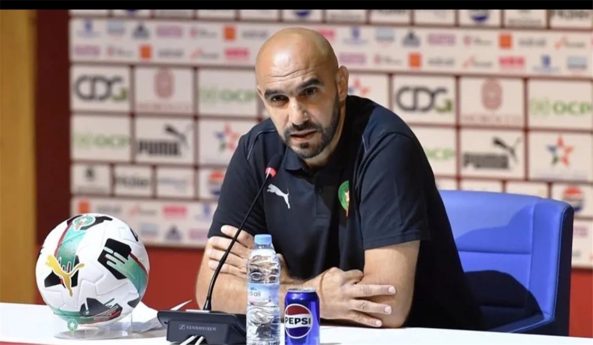 الاتحاد المغربي يكشف حقيقة استقالة وليد الركراكي من تدريب منتخب المغرب 