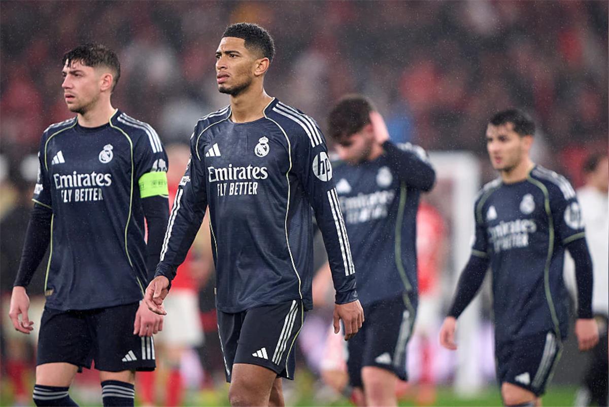 يويفا يفرض عقوبتين على ريال مدريد بسبب مباراة بنفيكا.. وتهديد لـ أربيلوا