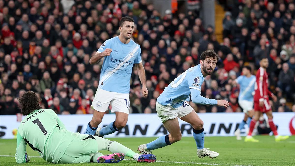 برناردو سيلفا يوجه رسالة تهديد إلى آرسنال بعد الفوز القاتل على ليفربول