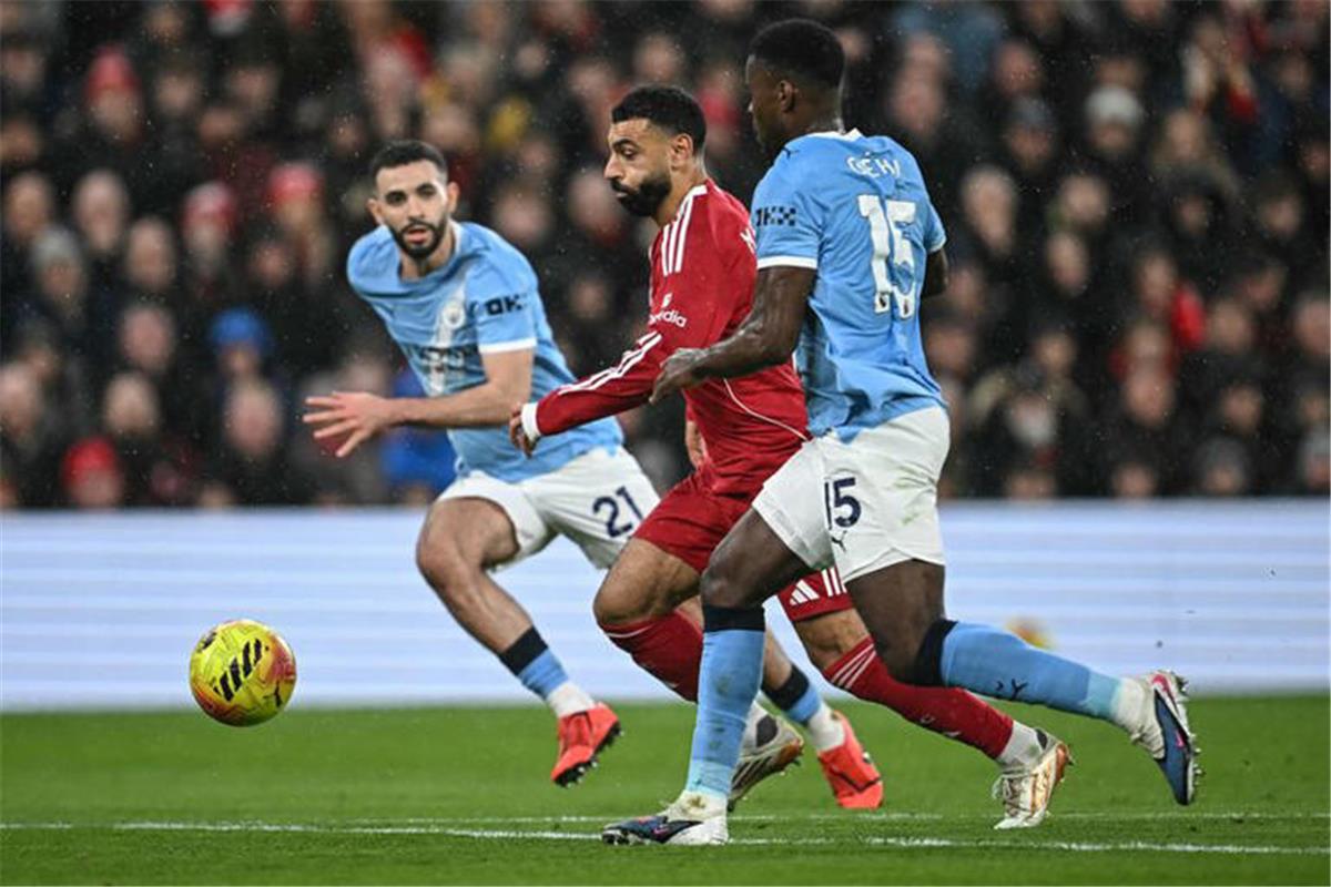 كلاتنبرج عن واقعة محمد صلاح ومارك جويهي: سلوت على حق