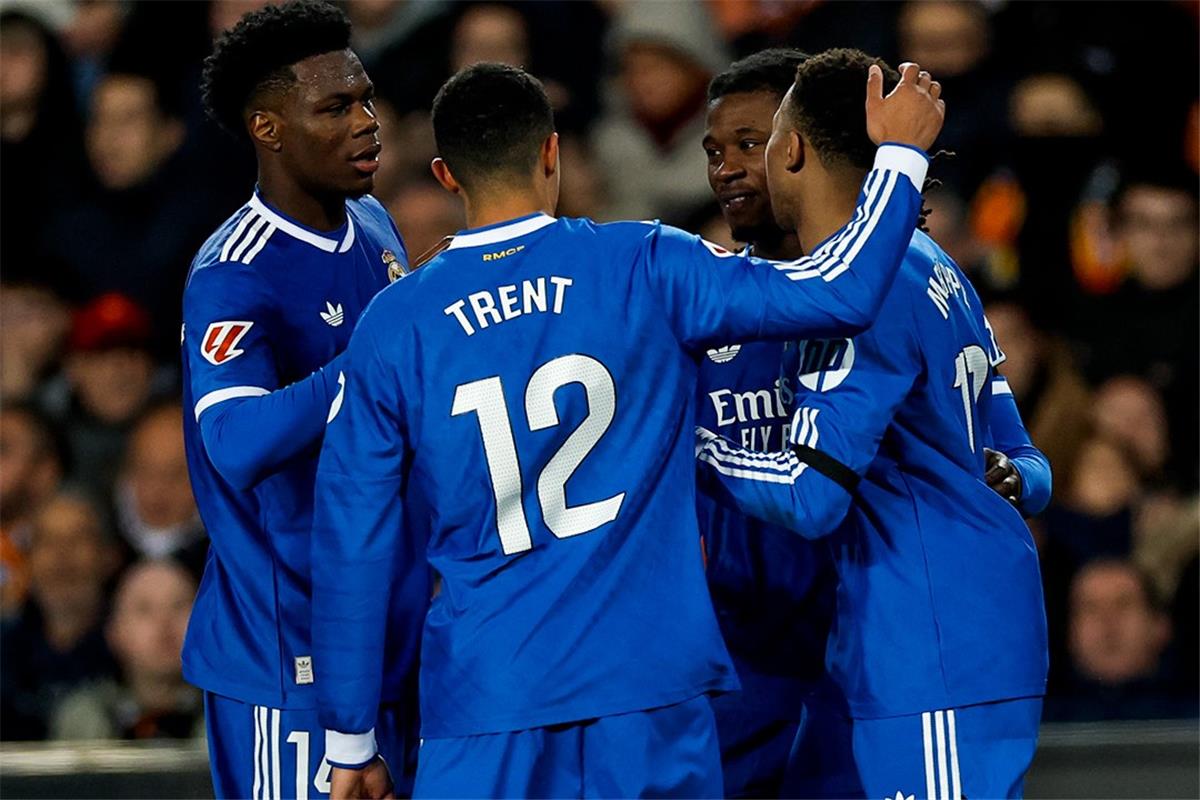 لاعب ريال مدريد يجري فحصًا طبيًا اليوم بعد إصابته أمام فالنسيا 