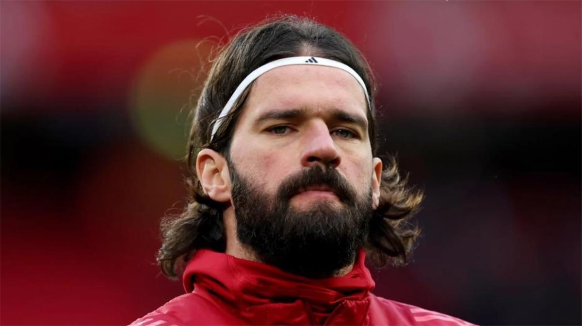 أليسون: لسنا راضيين عن موسم ليفربول.. ومانشستر سيتي عاقبنا على سوء تصرفنا