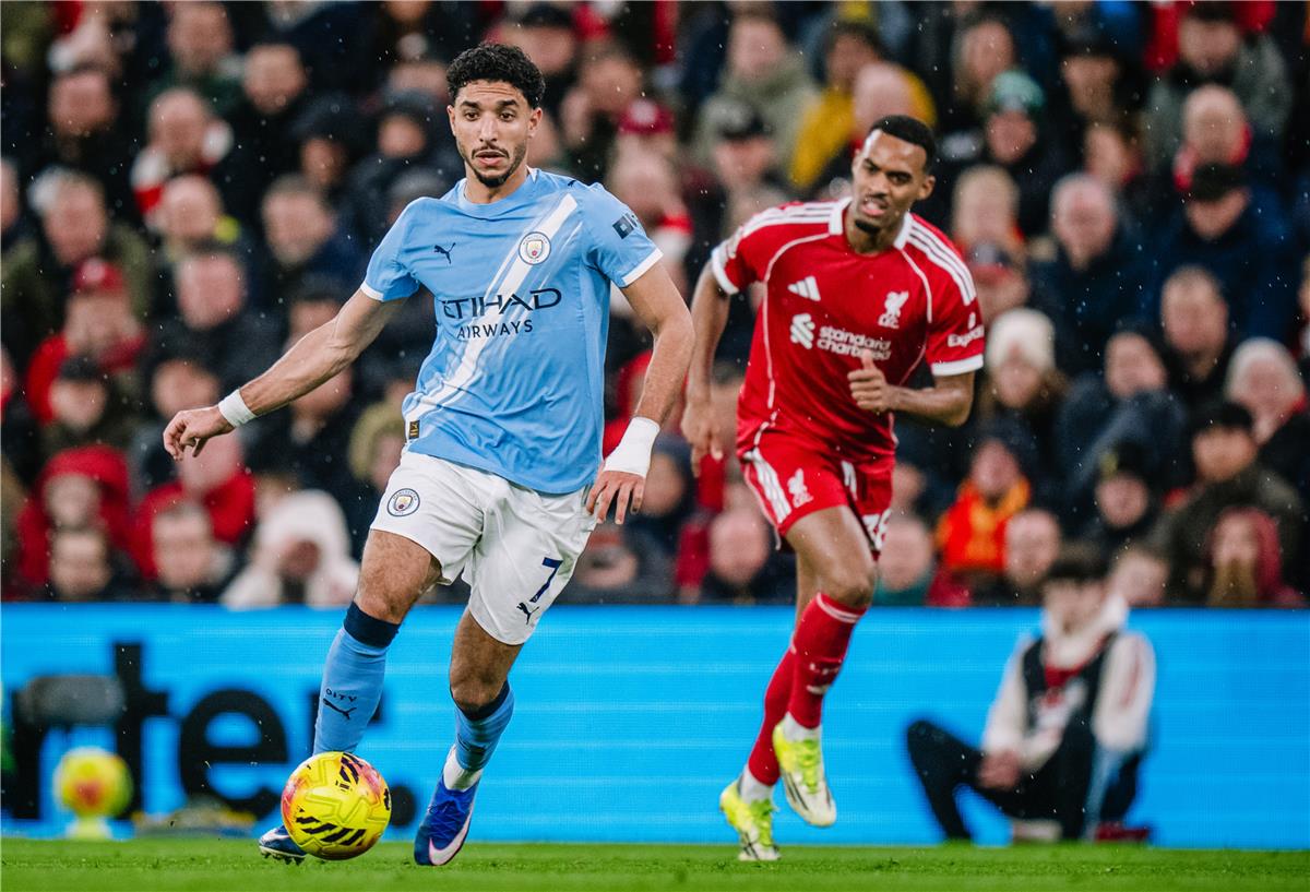 تشكيل مانشستر سيتي أمام فولهام في الدوري الإنجليزي.. موقف عمر مرموش