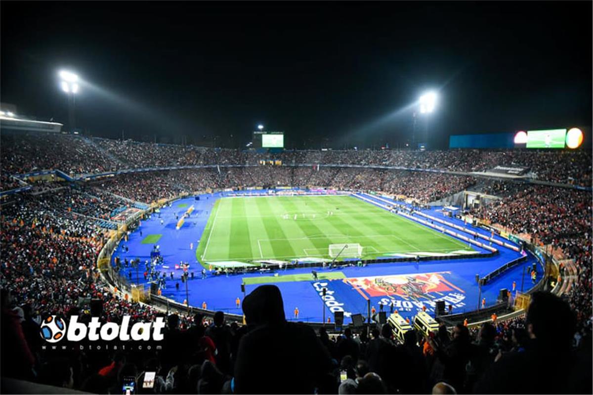 خاص | استاد القاهرة يرد على أنباء رفض استضافة مباراة الزمالك وسيراميكا كليوباترا