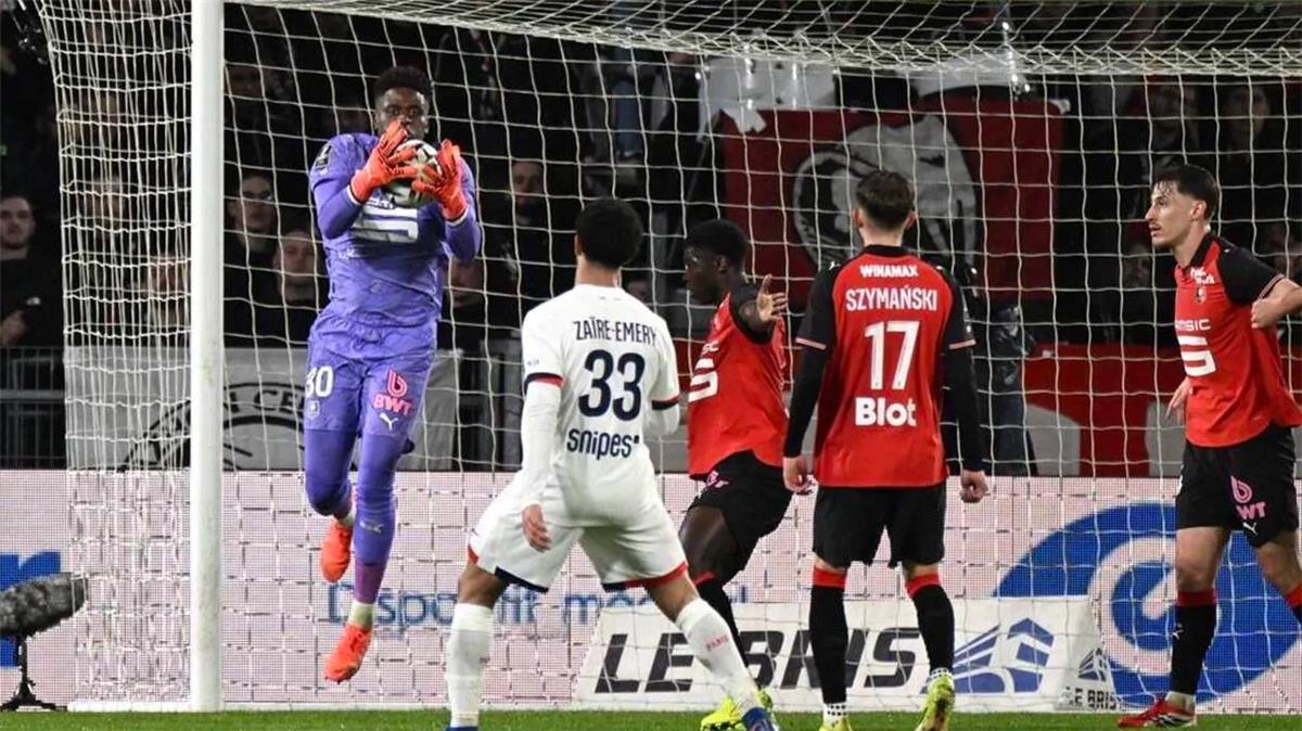 فيديو | باريس سان جيرمان يسقط بثلاثية أمام رين ويعرض صدارته للخطر في الدوري الفرنسي