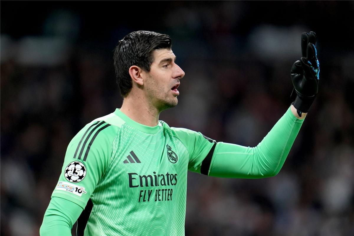 كورتوا يكشف عن أفضل تصدي في مسيرته.. ويوضح كيفية تجنبه للإصابات