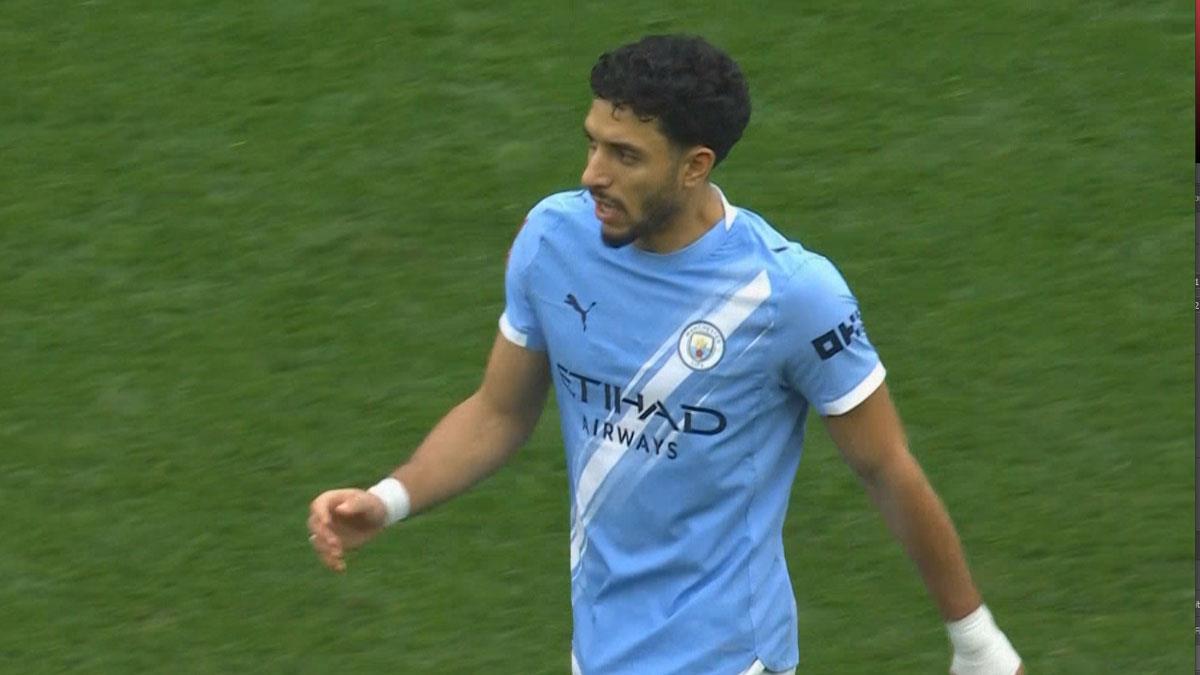 ردود أفعال جماهير مانشستر سيتي على أداء عمر مرموش أمام سالفورد: تعرض للسرقة