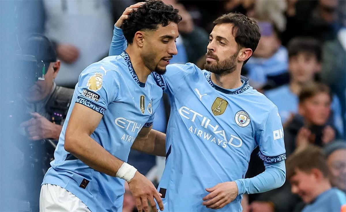مرموش وبرناردو سيلفا يخسران 17 مليون إسترليني قبل حسم مستقبلهما في مانشستر سيتي