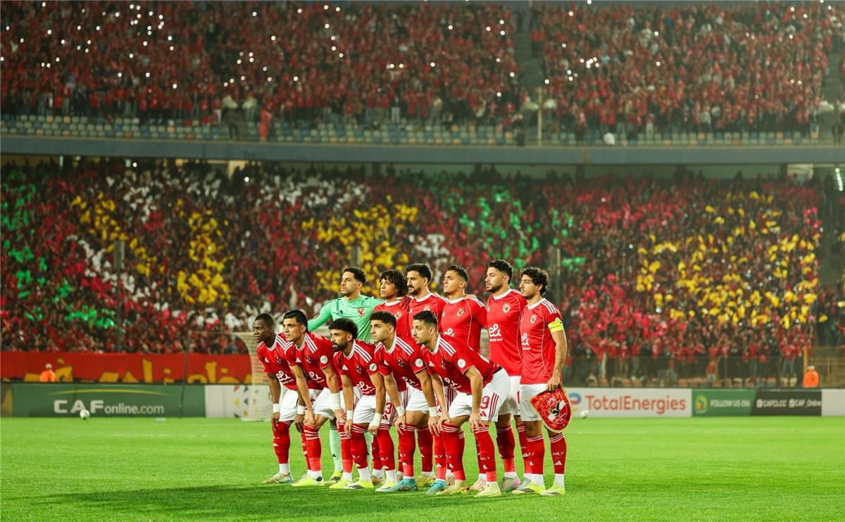 مصطفى عبده يشيد بصفقة الأهلي الجديدة: لديه إمكانيات مميزة.. وطاهر محمد أقنعني