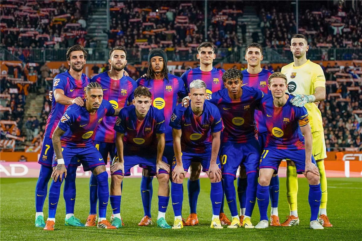 برشلونة يوجه رسالة خفية لـ ريال مدريد بعد تنافسهما على ضم صفقة مميزة