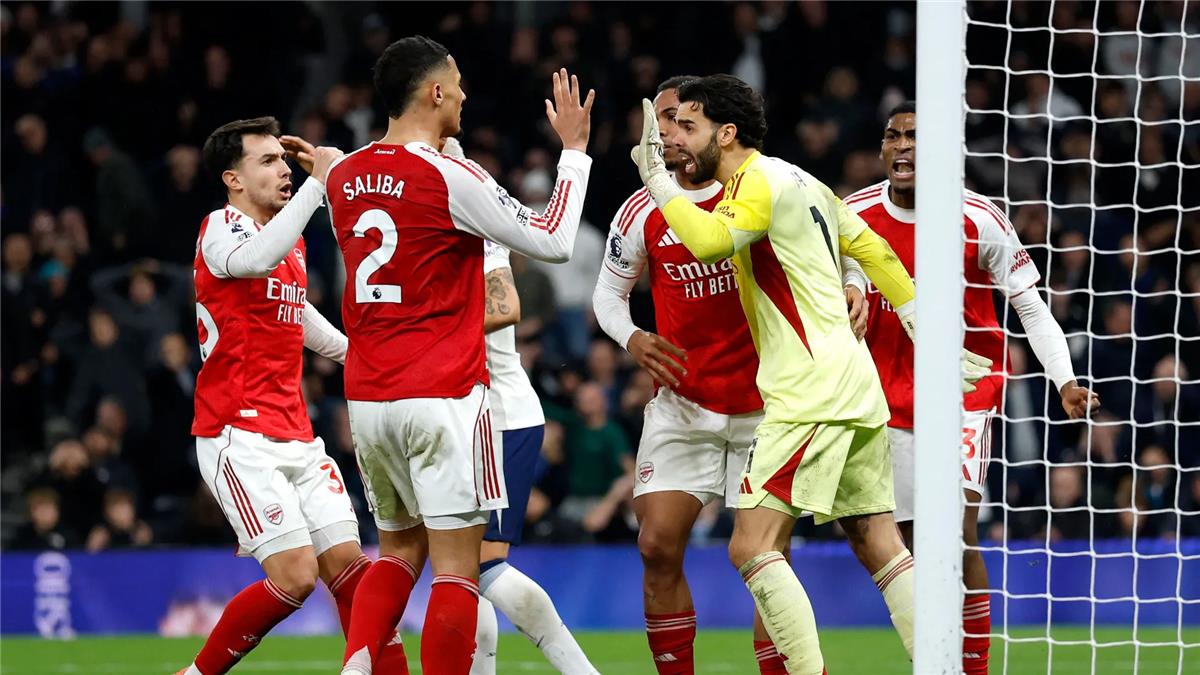 ترتيب الدوري الإنجليزي بعد تعادل تشيلسي مع بيرنلي