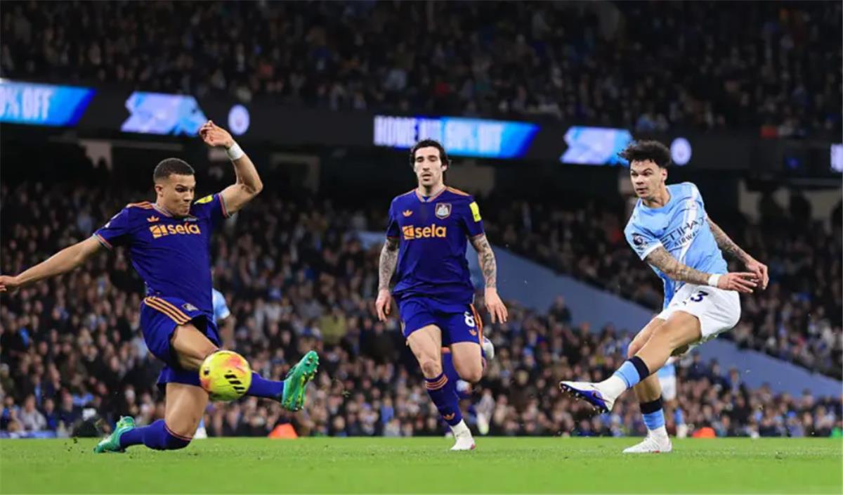 فيديو | أسيست عمر مرموش.. أوريلي يسجل هدف مانشستر سيتي الأول أمام نيوكاسل