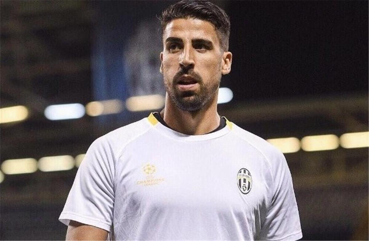 خضيرة يبدي استياءه من إقالة ألونسو ويؤكد: فينيسيوس مغرور مثل رونالدو.. وفليك جرئ