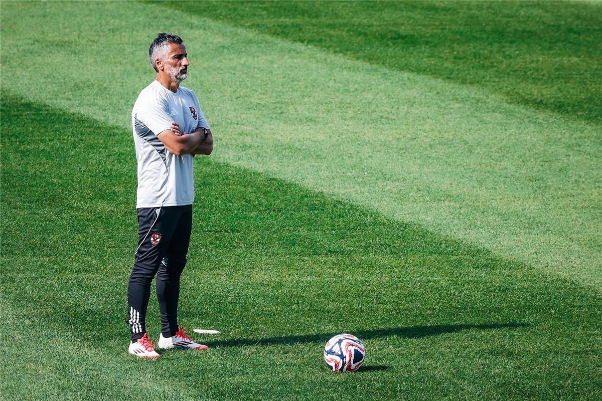 الأهلي يطعن على حكم فيفا لصالح ريبيرو