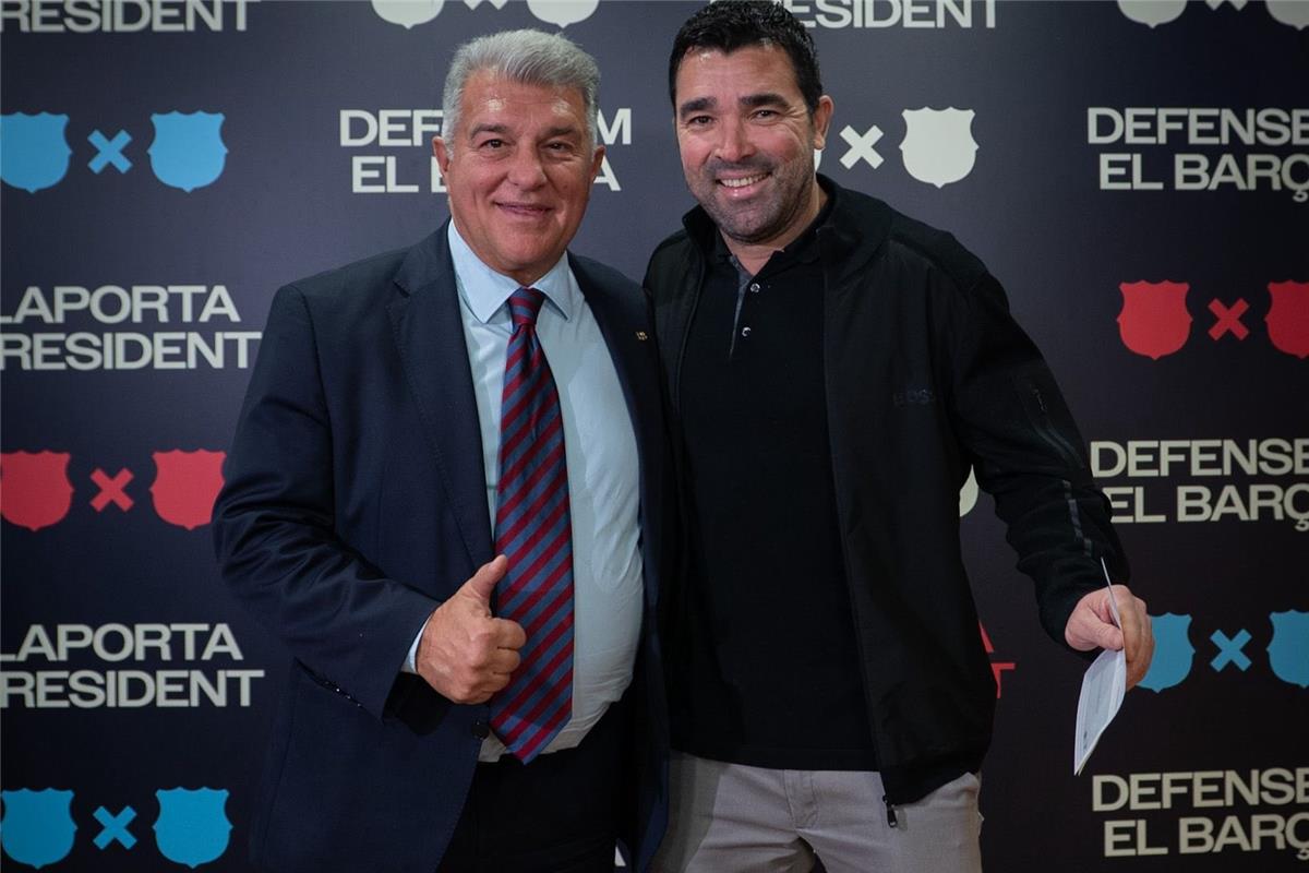 ديكو يكشف موقف برشلونة من التعاقد مع ألفاريز.. وإمكانية استمراره حال رحيل لابورتا