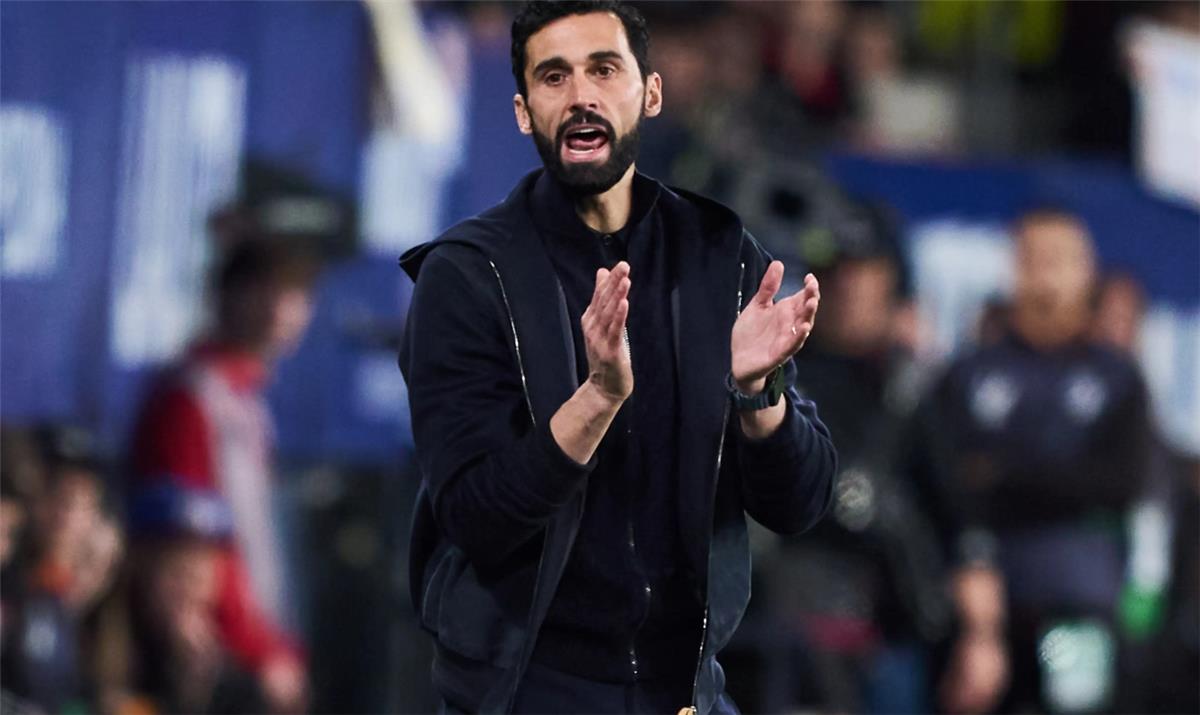 بعد الهزيمة أمام خيتافي.. أربيلوا يتلقى ضربة مزدوجة قبل مباراة سيلتا فيجو