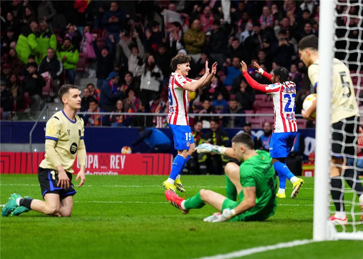 القناة الناقلة لمباراة برشلونة وأتلتيكو مدريد اليوم في كأس ملك إسبانيا