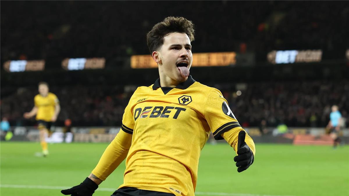 رودريجو جوميز يسجل هدف ولفرهامبتون الأول أمام ليفربول