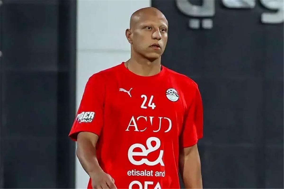 الأهلي يعلن موقف عمرو الجزار من مباراة المقاولون العرب