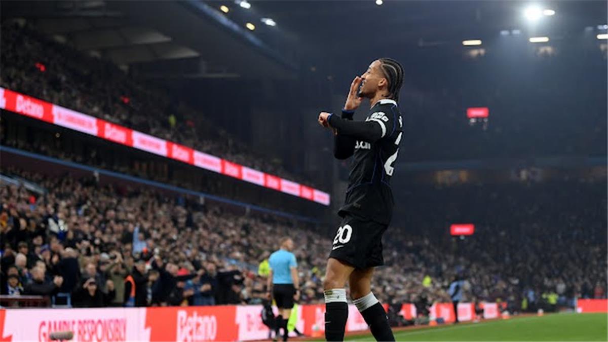 هاتريك جواو بيدرو يمنح تشيلسي رباعية كاسحة أمام أستون فيلا في الدوري الإنجليزي