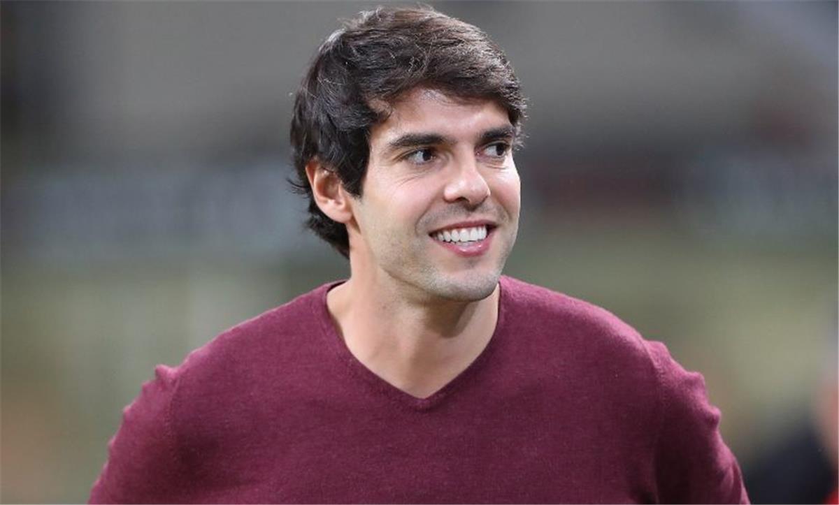 كاكا يوضح حظوظ البرازيل في التتويج بكأس العالم 2026 مع أنشيلوتي