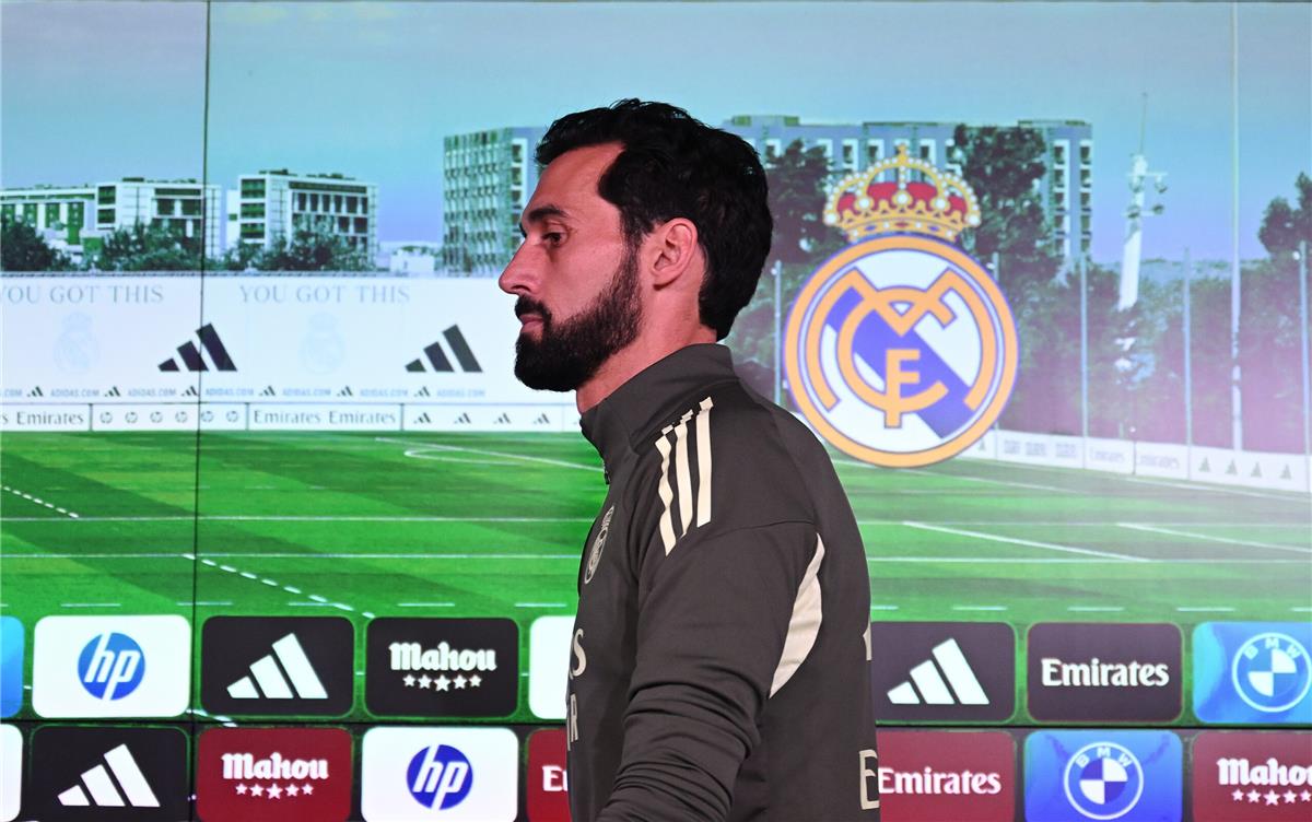 أربيلوا يشيد بلاعب ريال مدريد.. ويبرر استبدال جولر الغاضب أمام سيلتا فيجو
