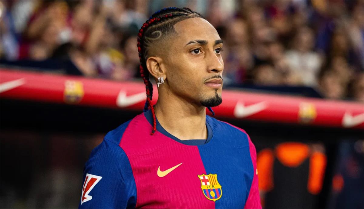 تشكيل برشلونة أمام أتلتيك بلباو في الدوري الإسباني.. رافينها بديلًا