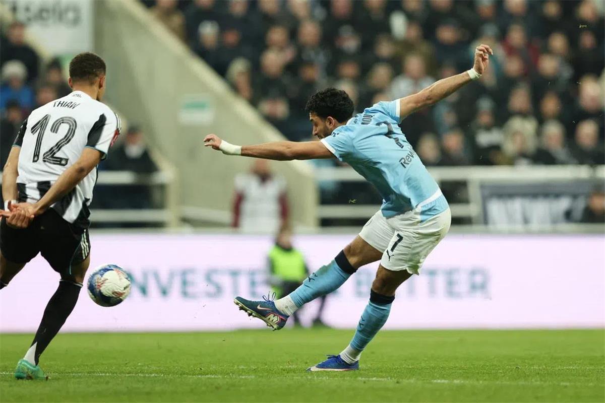 الأعلى.. تقييم عمر مرموش في مباراة مانشستر سيتي ونيوكاسل بـ كأس الاتحاد الإنجليزي