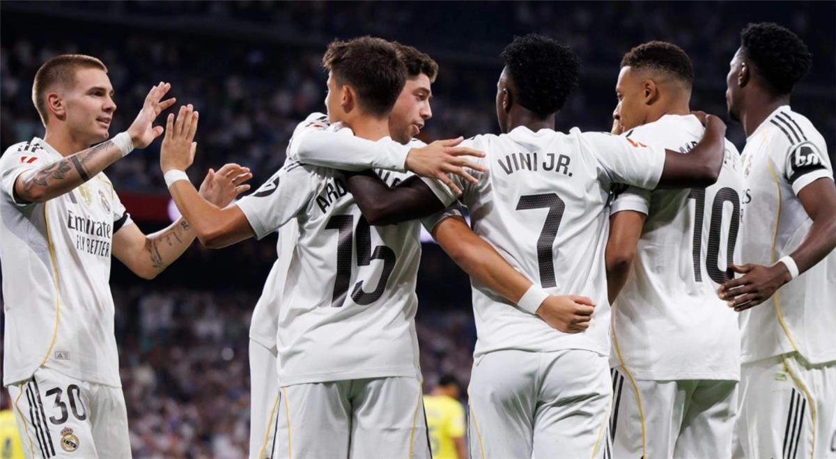 فينيسيوس وبيلينجهام يدفعان لاعب ريال مدريد للرحيل نهاية الموسم