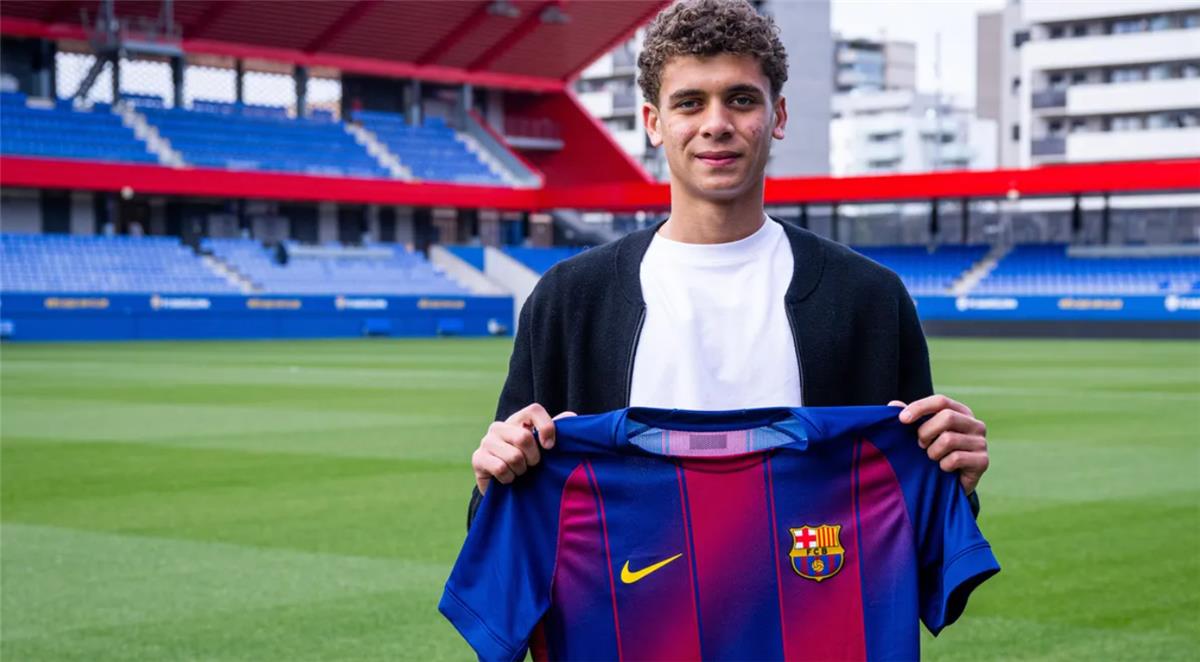 موندوعن أداء حمزة عبد الكريم مع برشلونة: فرضوا عليه رقابة قوية.. وعزيمته قادته للتسجيل