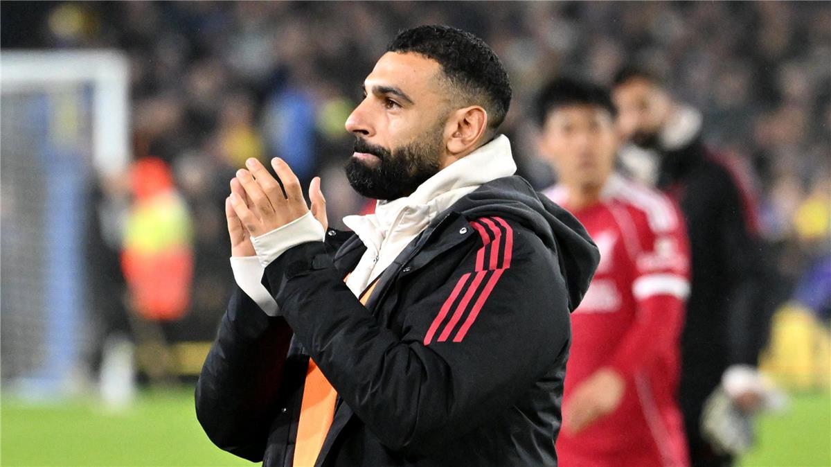 نجم ليفربول يشيد بمحمد صلاح: تحدث معي كثيرًا.. وساعدني في الانسجام مع الفريق 