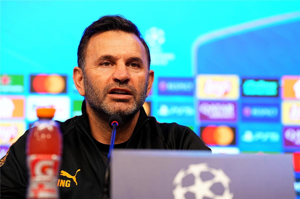 مدرب جالطة سراي: ندرك قوة ليفربول.. وعقوبة يويفا غير عادلة