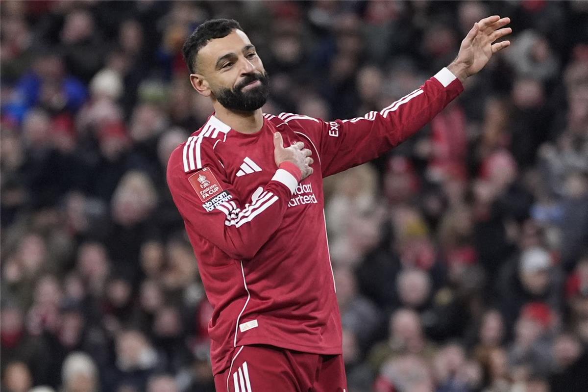 محمد صلاح يحقق إنجازًا تاريخيًا في مباراة ليفربول وجالطة سراي