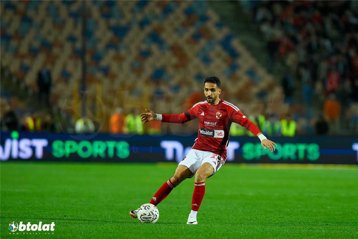 طبيب الأهلي يٌعلن تطورات جديدة في رحلة تعافي كريم فؤاد